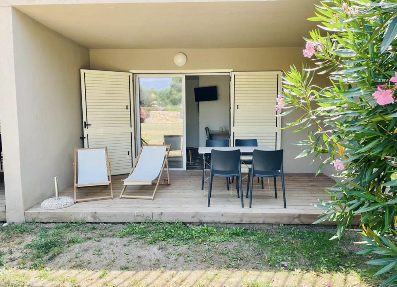 Fiori Di Cala Rossa Residence Hoteliere Леччі Екстер'єр фото