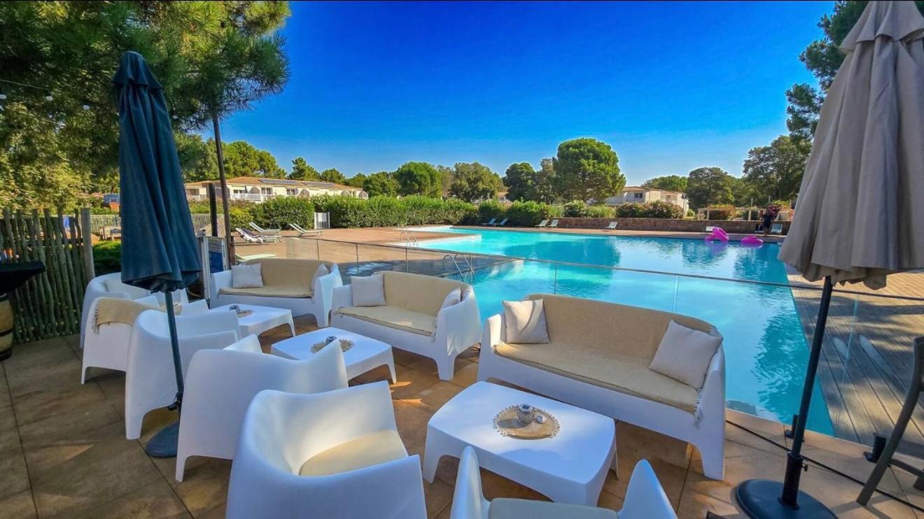 Fiori Di Cala Rossa Residence Hoteliere Леччі Екстер'єр фото